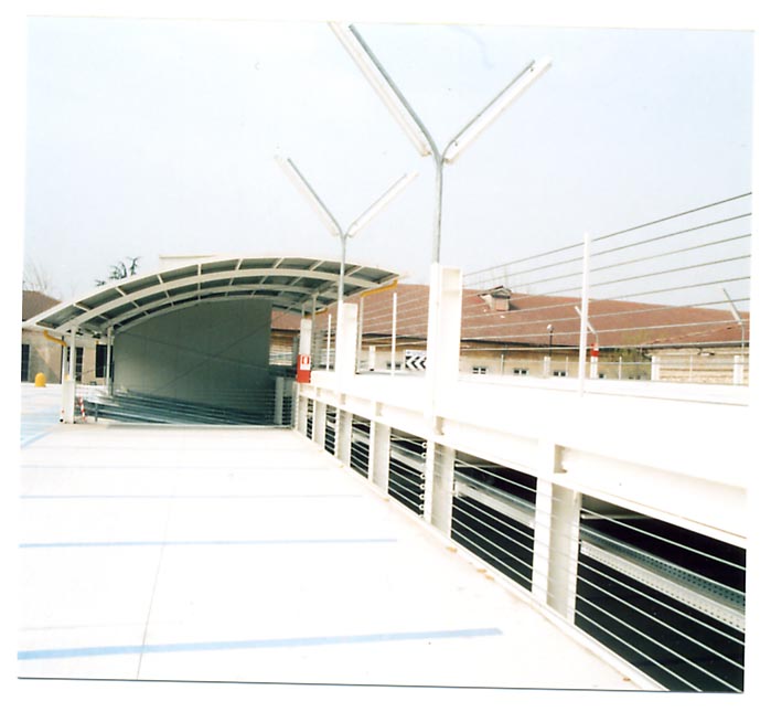 Parcheggio metallico